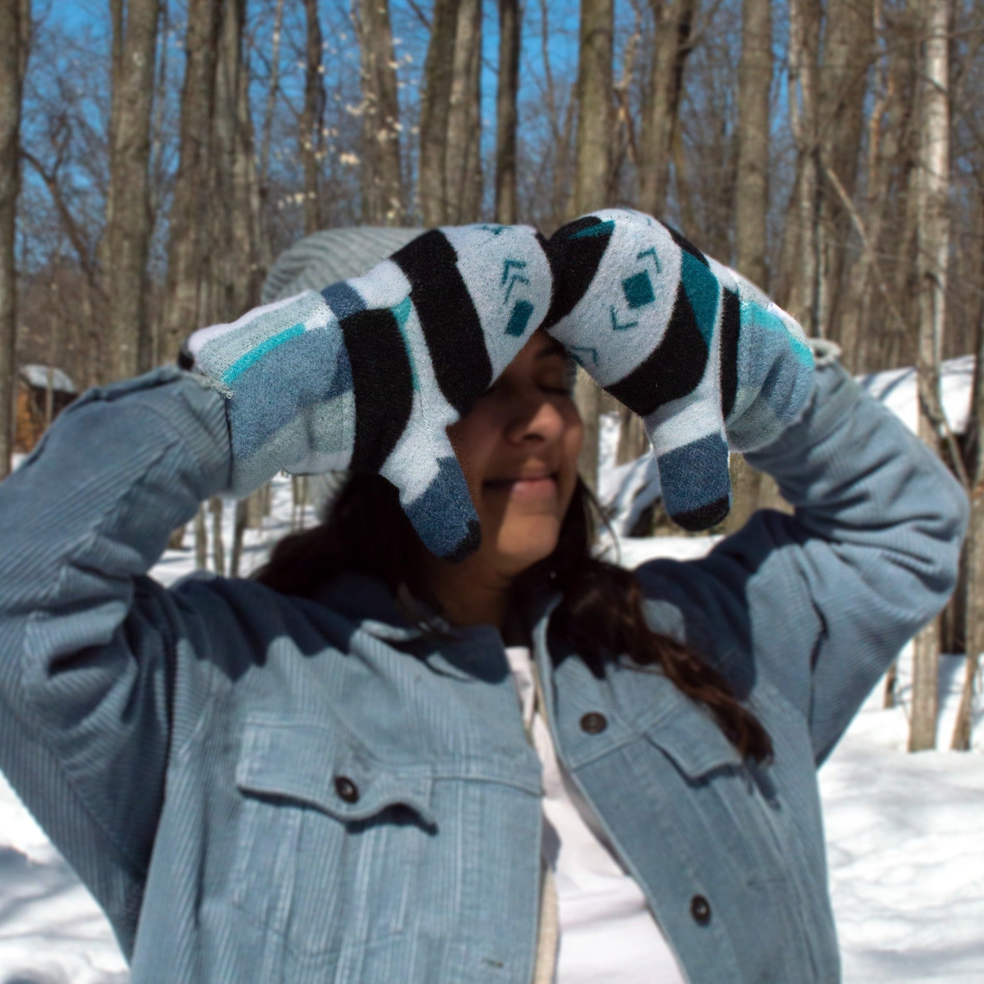 Tundra Sherpa Mittens