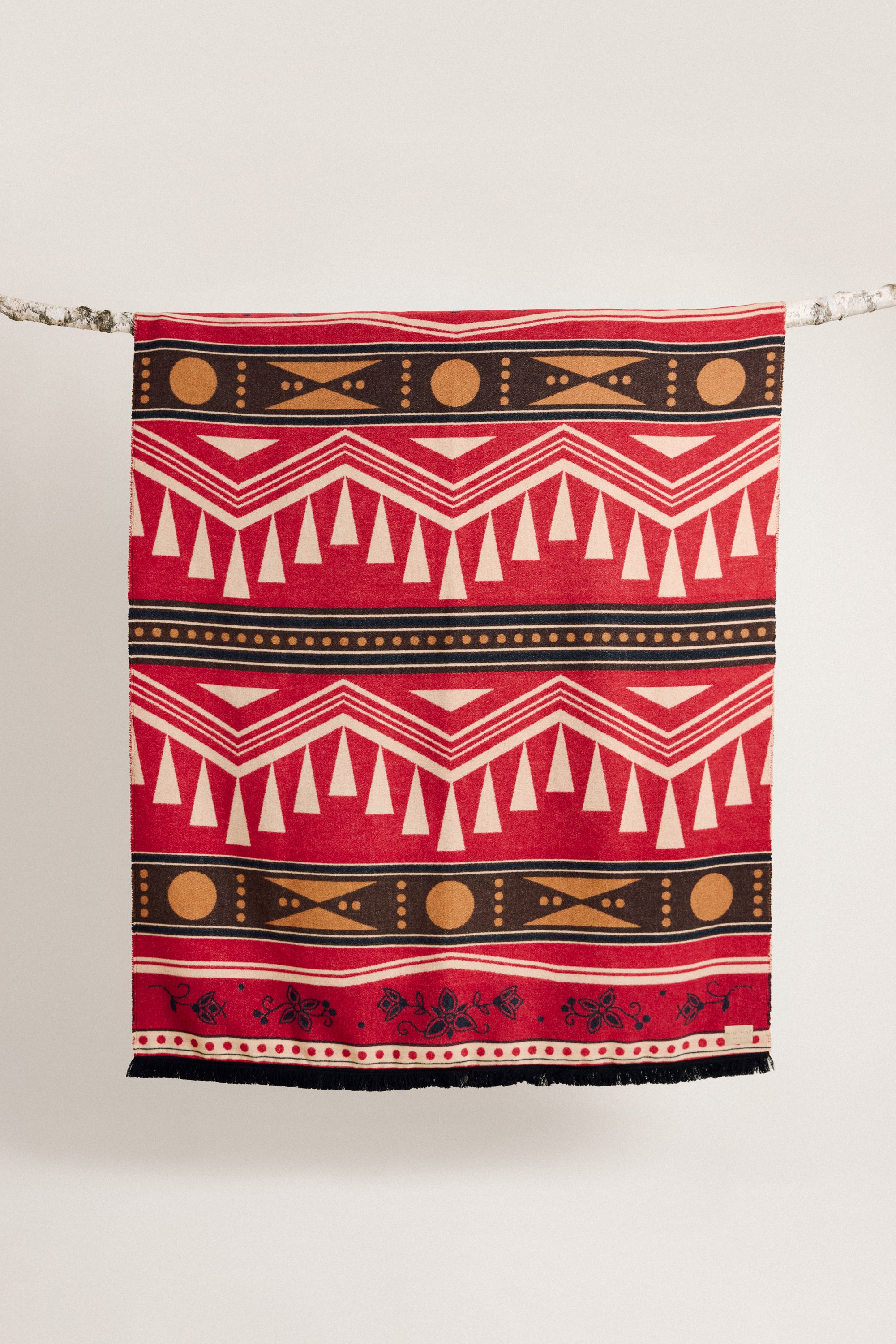 Kwe Reversible Blanket