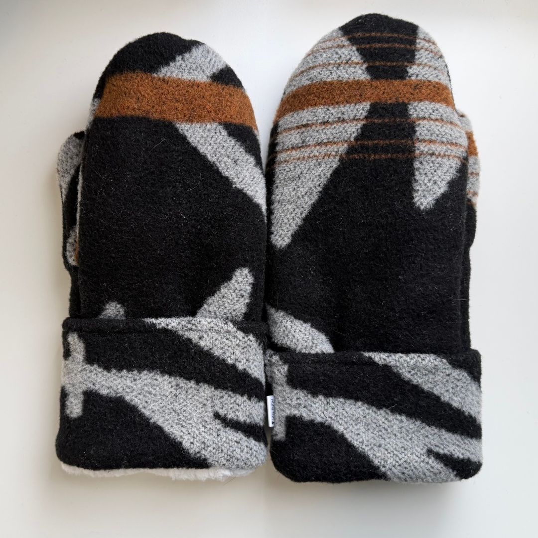 Perfectly Imperfect Harvesters Sherpa Mittens